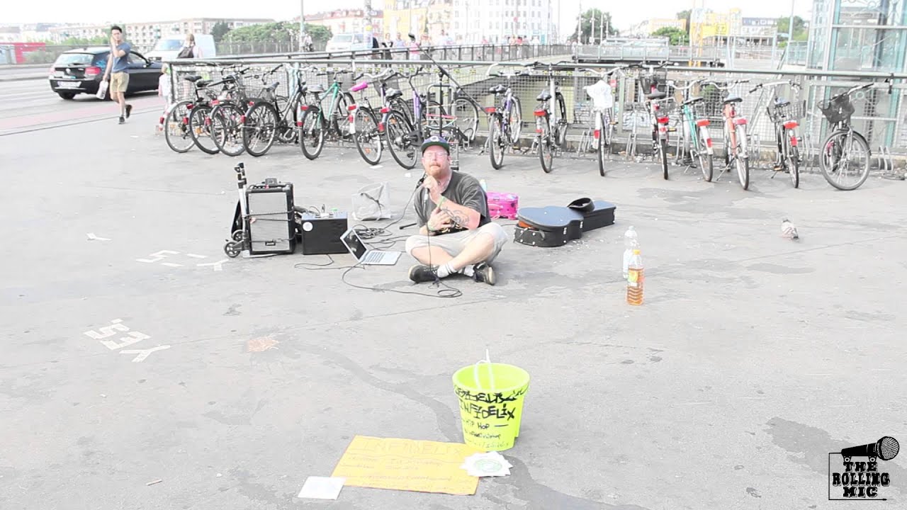 STREETMUSIC GERMANY - INFIDELIX  performs I wanna climb high