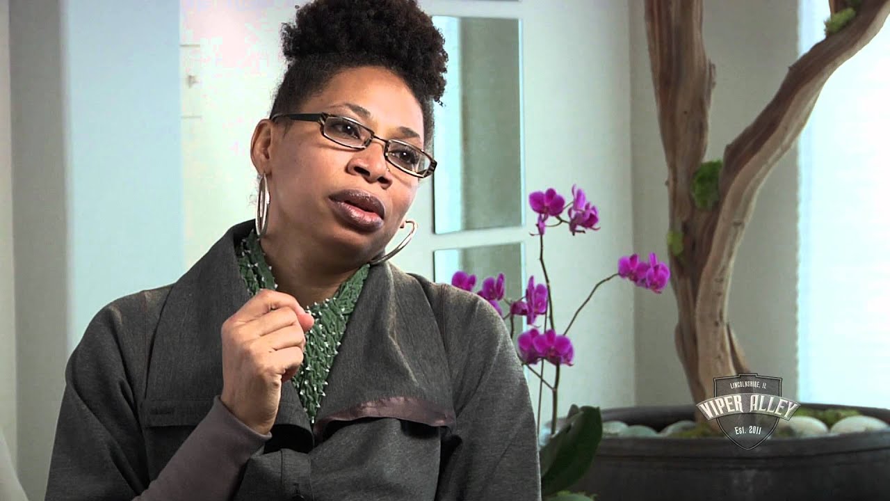 "Love is All Around" with Rachelle Ferrell | Live at Viper Alley on March 3rd