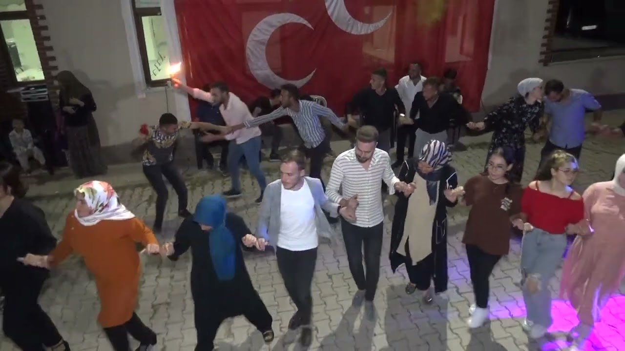 İZZET GÖKNAR İLE ANKARA GÖLBAŞI SELAMETLİ KÖYÜ - CEYLAN HANIMIN ÇOCUKLARININ SÜNNET DÜĞÜNÜ #halay