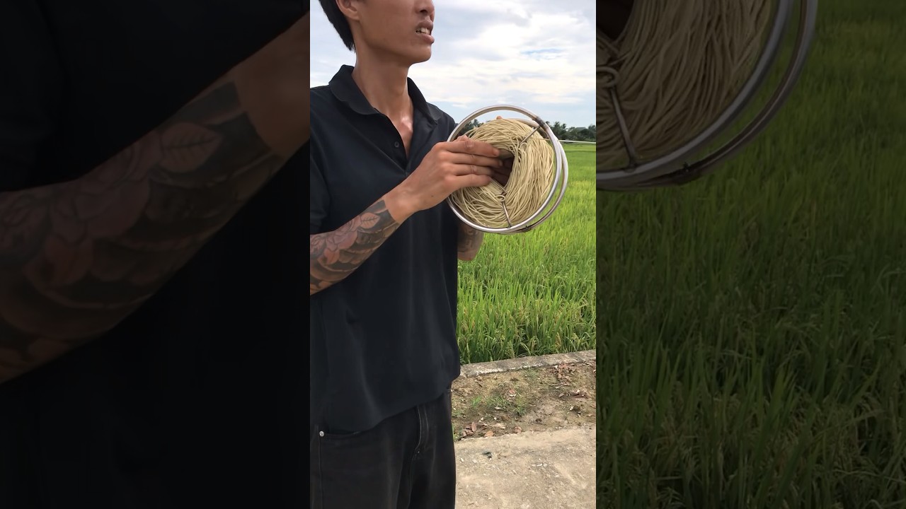 Thả Diều s&aacute;o bay cao ￼1000 m&eacute;t d&acirc;y ..#kite #viral #xuhuong #youtubeshorts #youtube #diều #vietnam