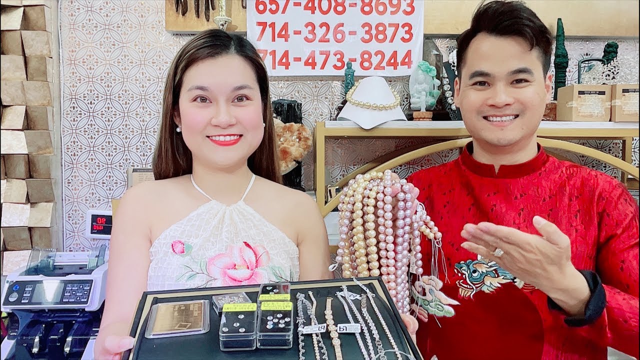 Happy New Year  livestream sale xoàn 6ly 65% off, ngọc trai akoya 10.5 ly, vàng 24k sale
