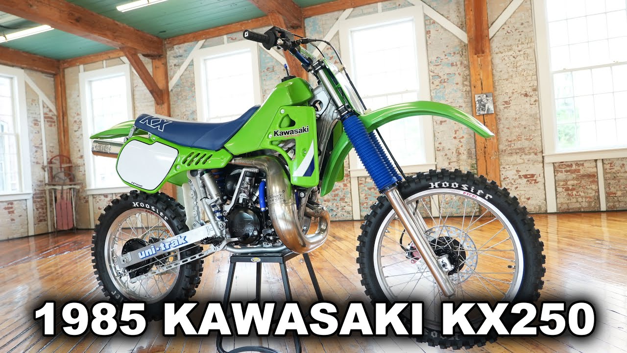 1985 KAWASAKI KX250 WORKS EDITION