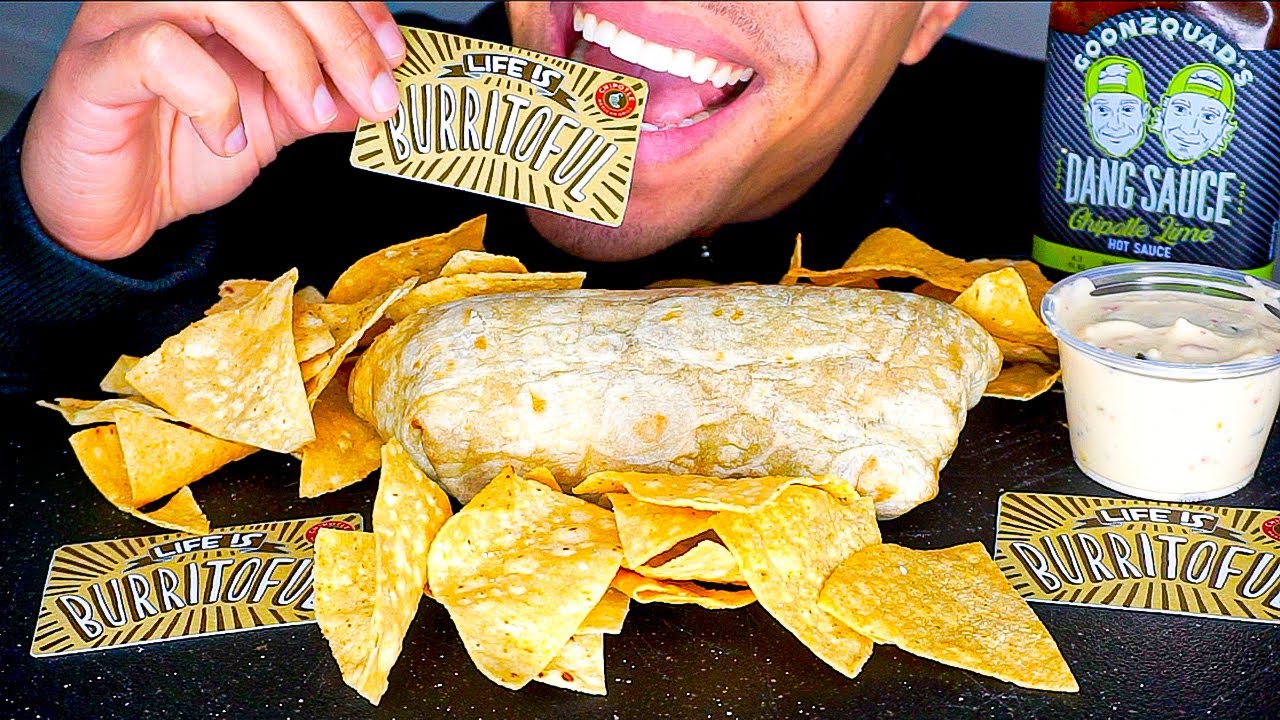 EDIBLE CHIPOTLE GIFT CARD ASMR EATING BURRITO CHIPS AND QUESO BLANCO CHEESE SAUCE BIG BITES MUKBANG