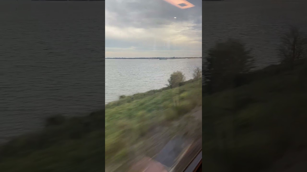 Moerdijk brug over met de trein