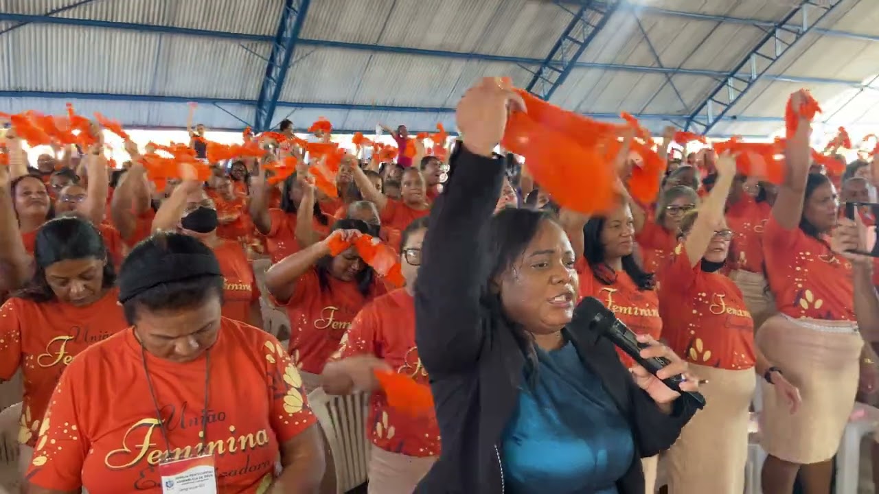 Congresso de mulheres, marcha que a muralha cai Suzana Silva. Igreja pentecostal ass. De Deus.