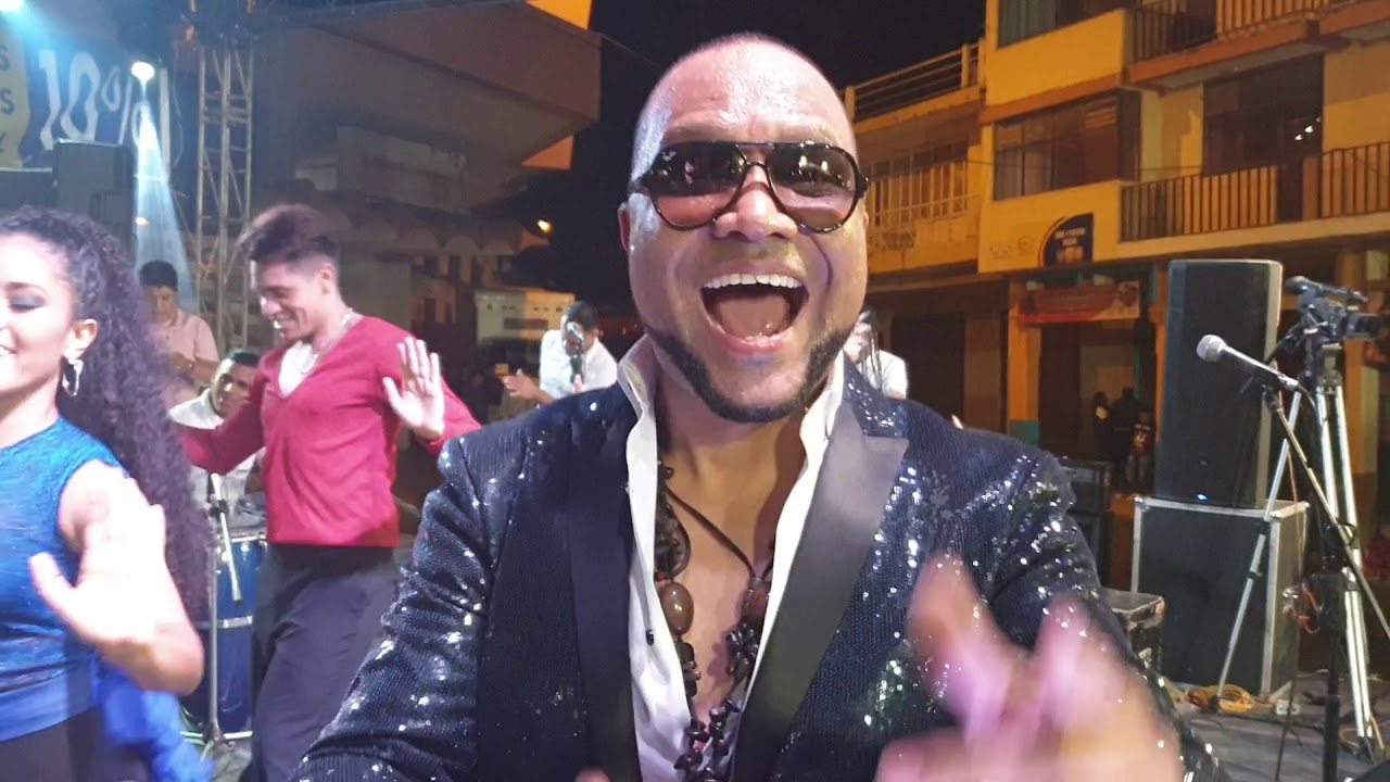 Juan Manuel La Línea..volvere..en vivo en ecuador.