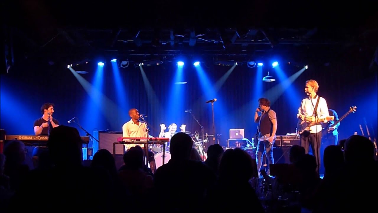 Mike + The Mechanics 