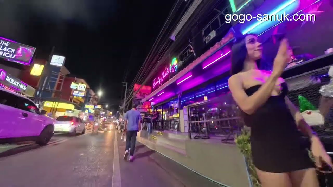 Tree Town 🇹🇭 | Dec 2025  | Year-End Day & Night Walk in Pattaya 🌞🌙