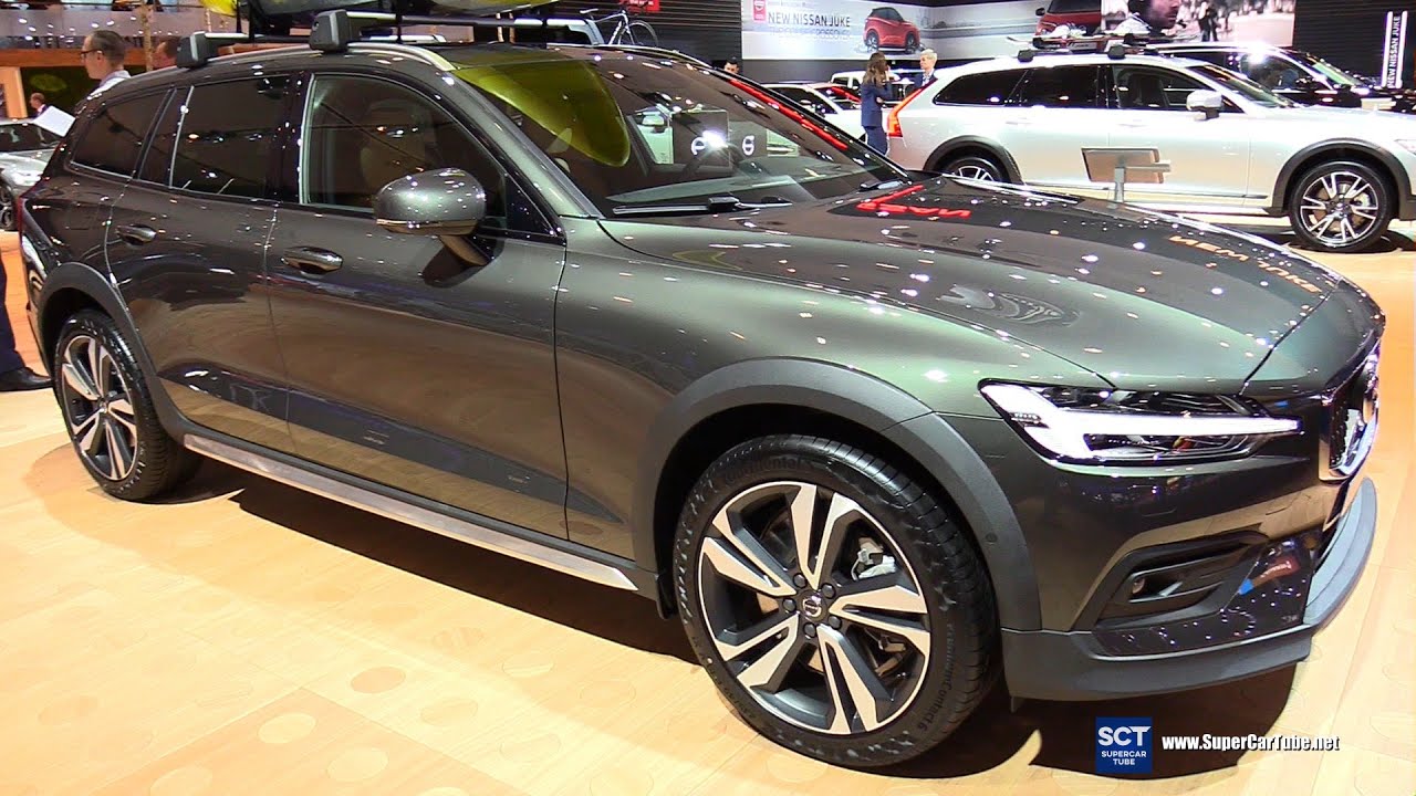 2020 Volvo V60 Cross Country - Exterior and Interior Walkaround - 2020 Brussels Auto Show