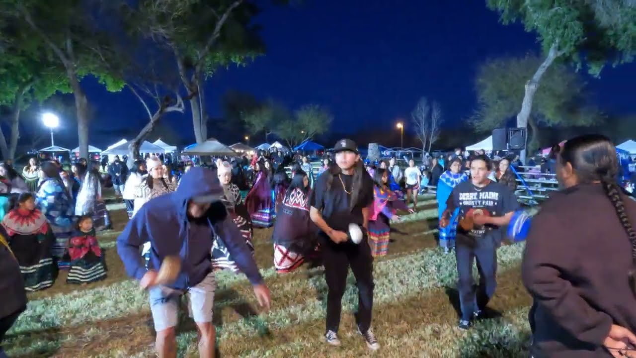 Mega Throw Social