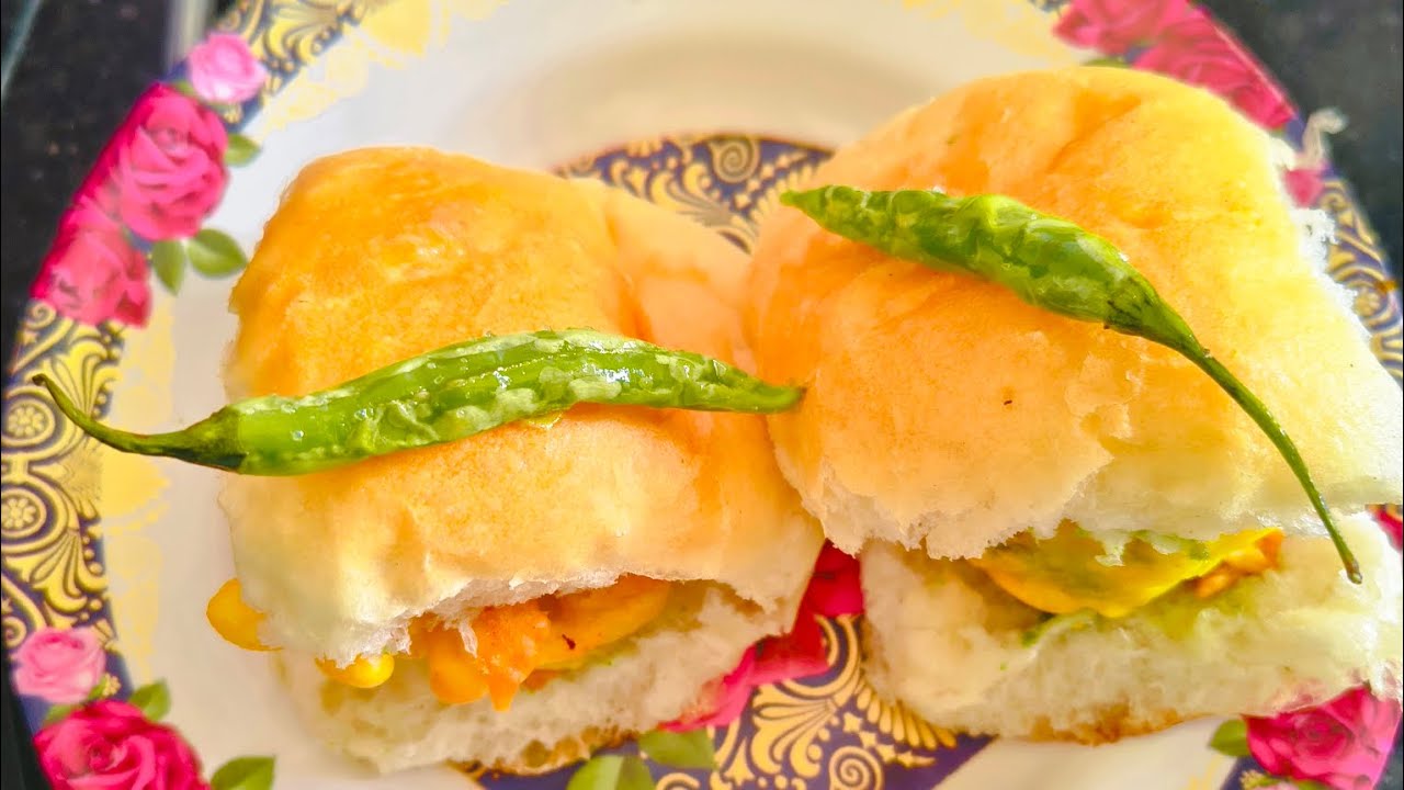 Ghar per banaya Tasty vada pav recipe 😋😋