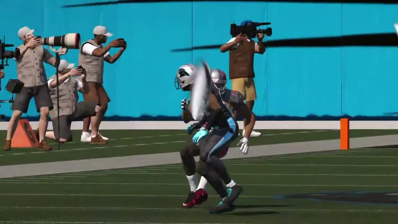 Madden NFL 15 (PS4) buccaneers vs panthers (CPU vs CPU)