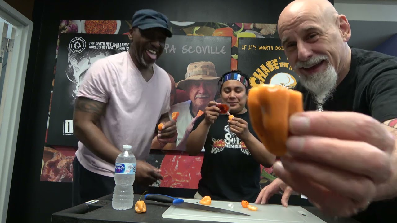 Reaper Blood Habanero Gushers! The first for Big Al, + the 1st time the three of us GUSHER together