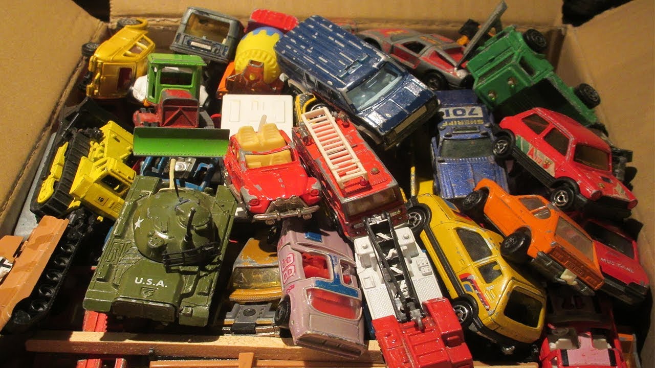 HUGE Diecast Haul - Vintage Toy cars Barn finds! Episode 01