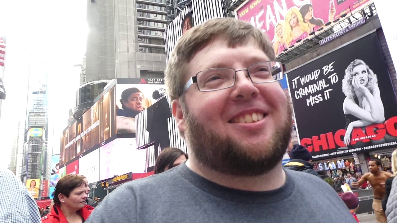 Shuki @ Toy Fair New York - Day 1 Vlog!