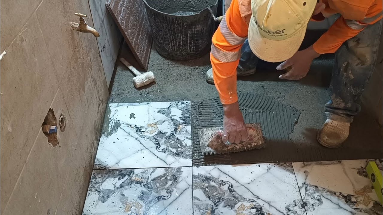 Creativity and precision in installing ceramic floor tiles