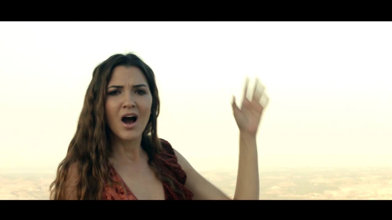 Ana Corbel. Andaluces de Jaén. El canto que no cesa. Miguel Hernández .