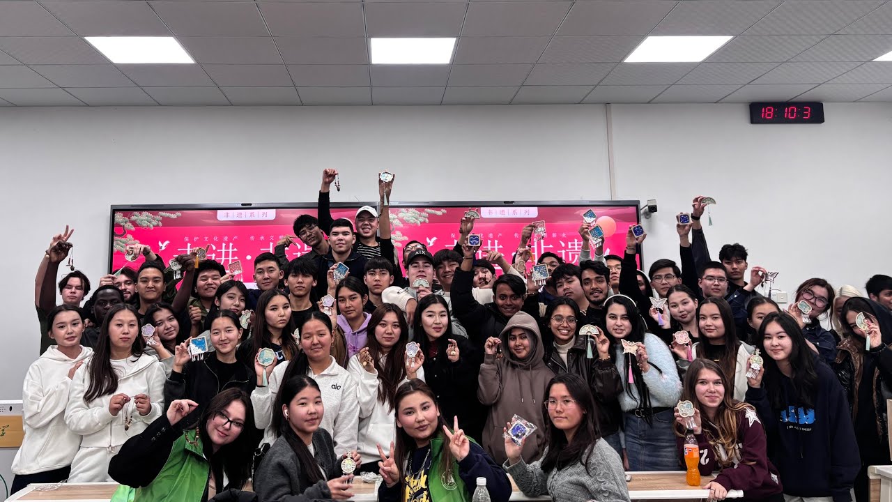 KZ students in China 🇰🇿👥️🇨🇳 