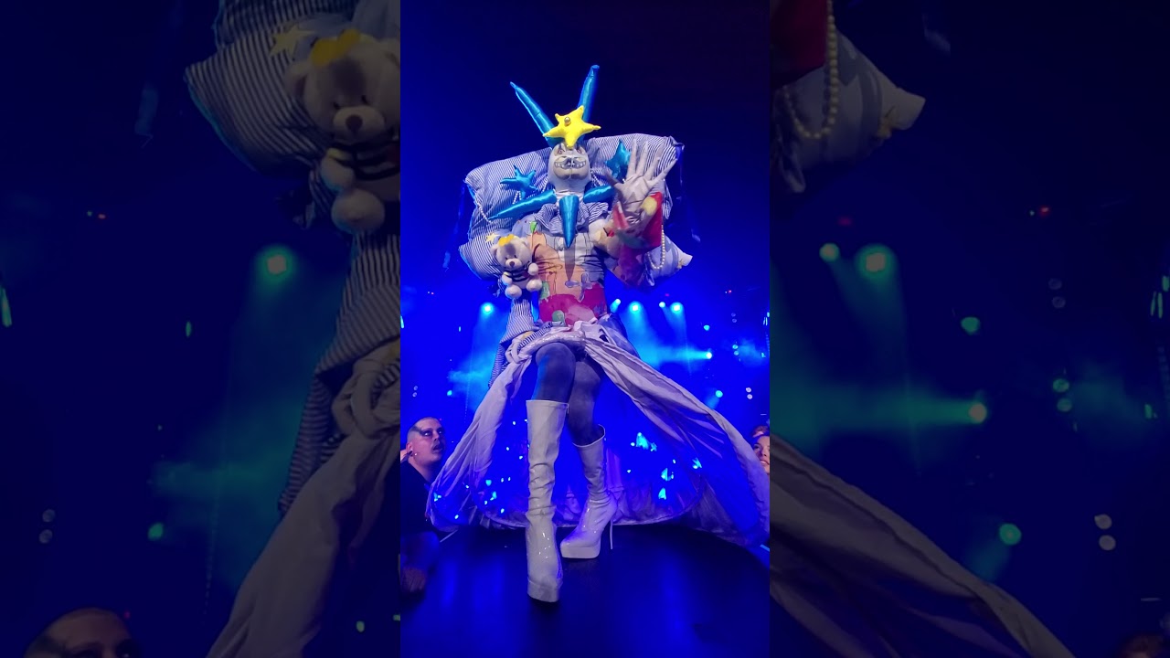YOVSKA performing at the dragula season 3 premiere and monsters ball