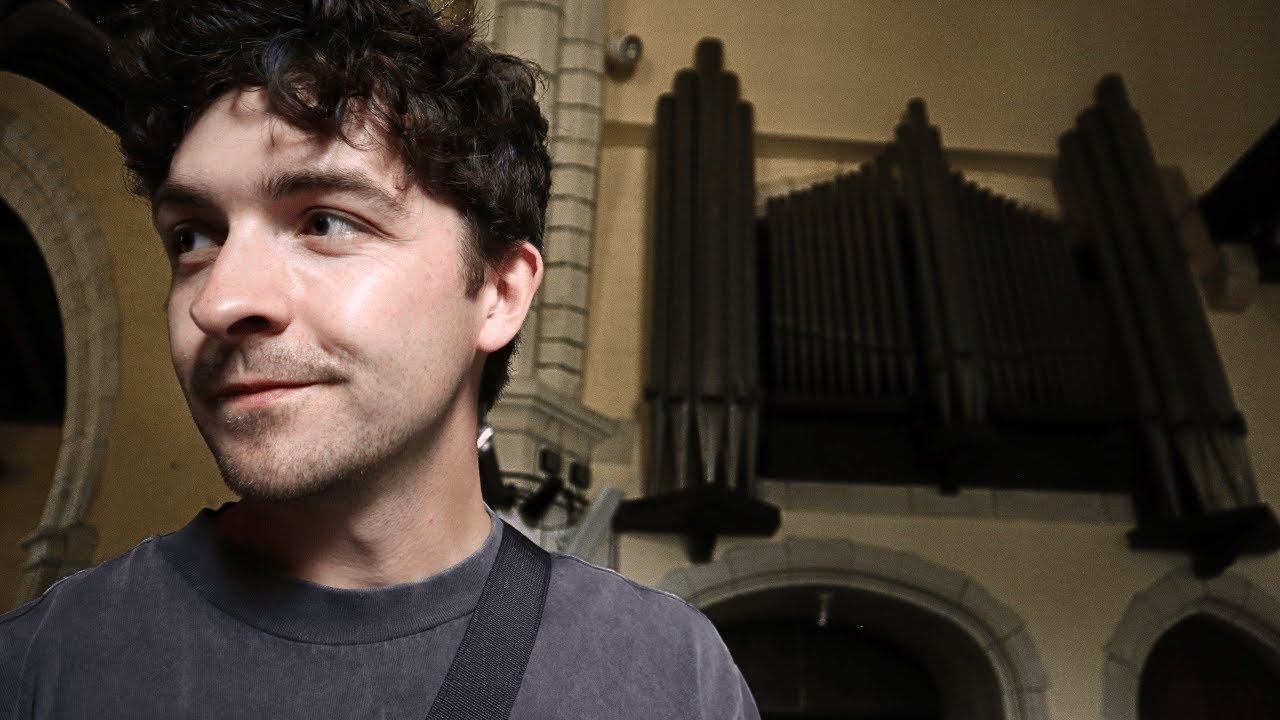 AVE MARIA ~ Schubert, Plainsong and Gounod