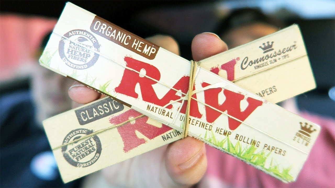 Classic RAW VS. Organic Hemp RAW (RAW Rolling Paper Comparison) #RAWLife