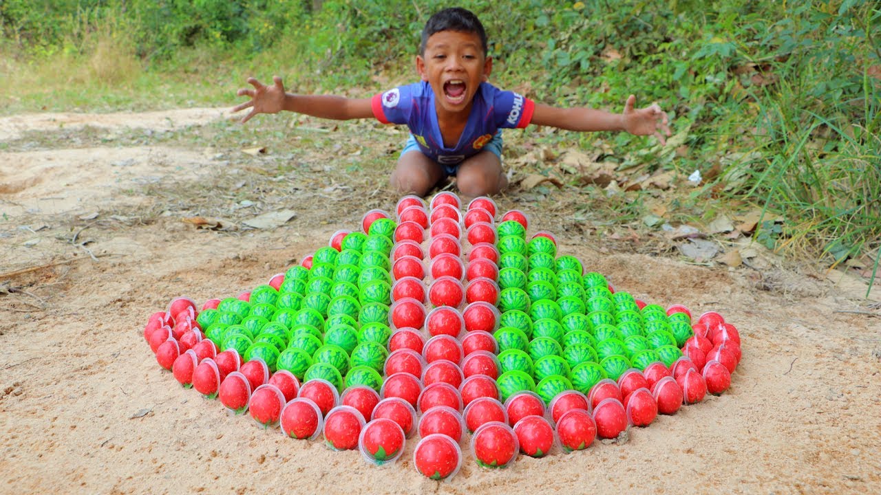 The Mom shows off her AMAZING Smart and Useful in Forest 
