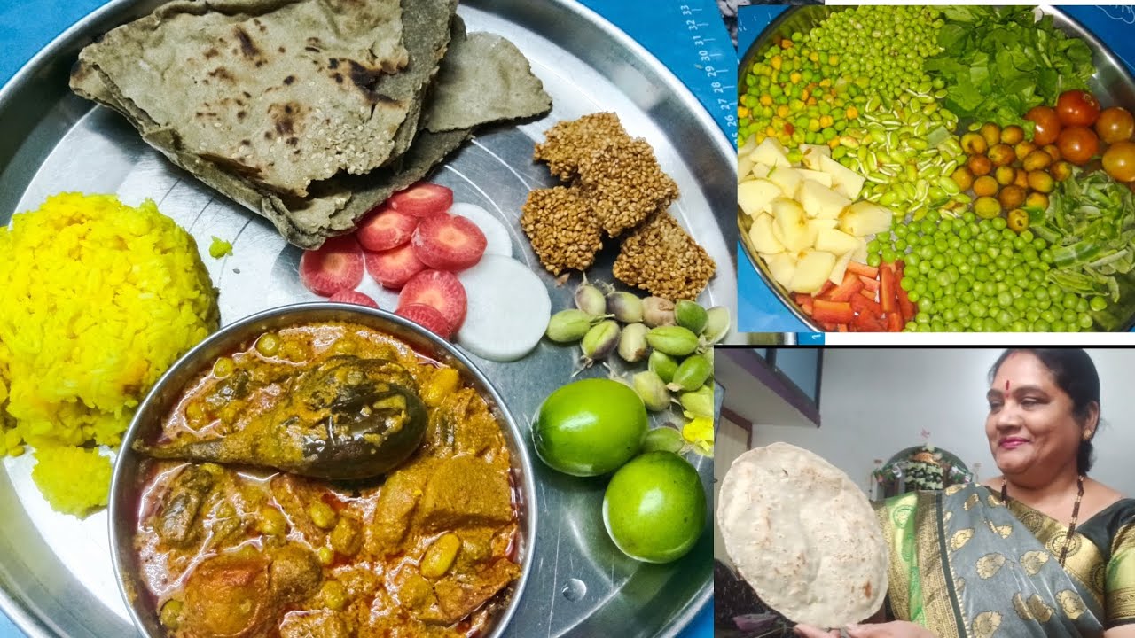 तीळ लावून केली बाजरीची भाकरी गरमागरम भोगीची भाजी
