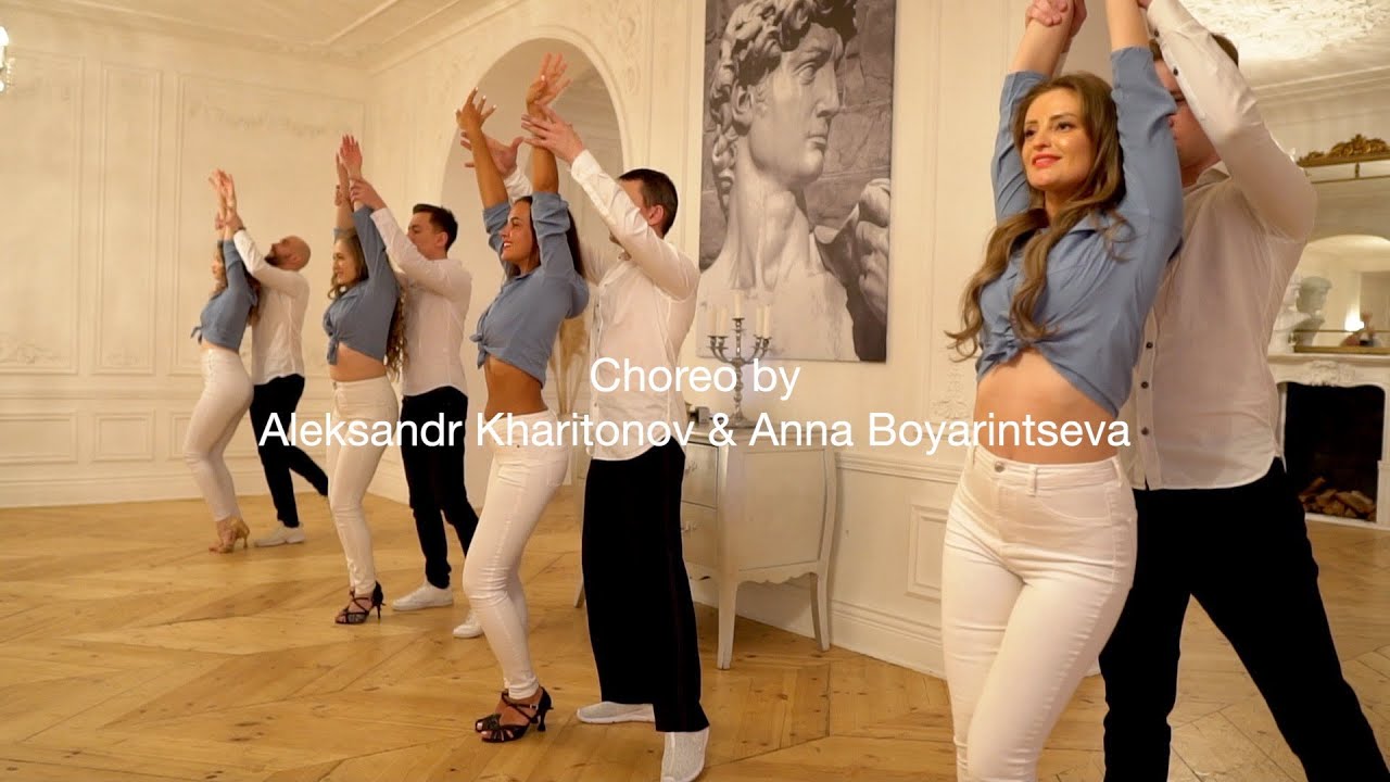 Bachata. Choreo by Aleksandr Kharitonov & Anna Boyarintseva || Dance Studio 25.5