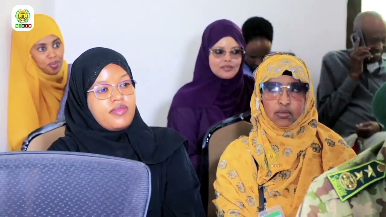 Xilwareejinta maamulkii hore iyo maamulka cusub ee Mac’hadka Culuumta Caafimaadka Burco.