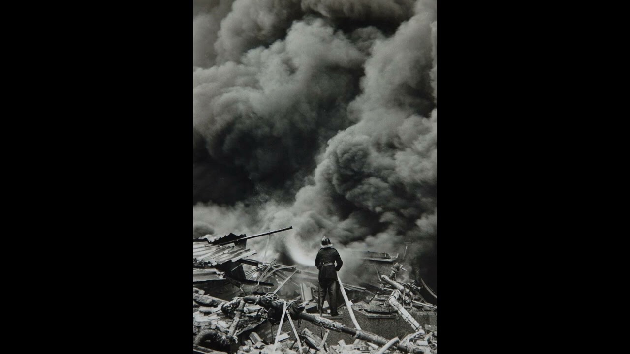 Coupar's Camera - Fire at Timex, Dundee, 1966
