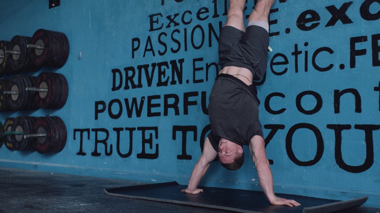 How to do Handstand Pushups with Noah Ohlsen