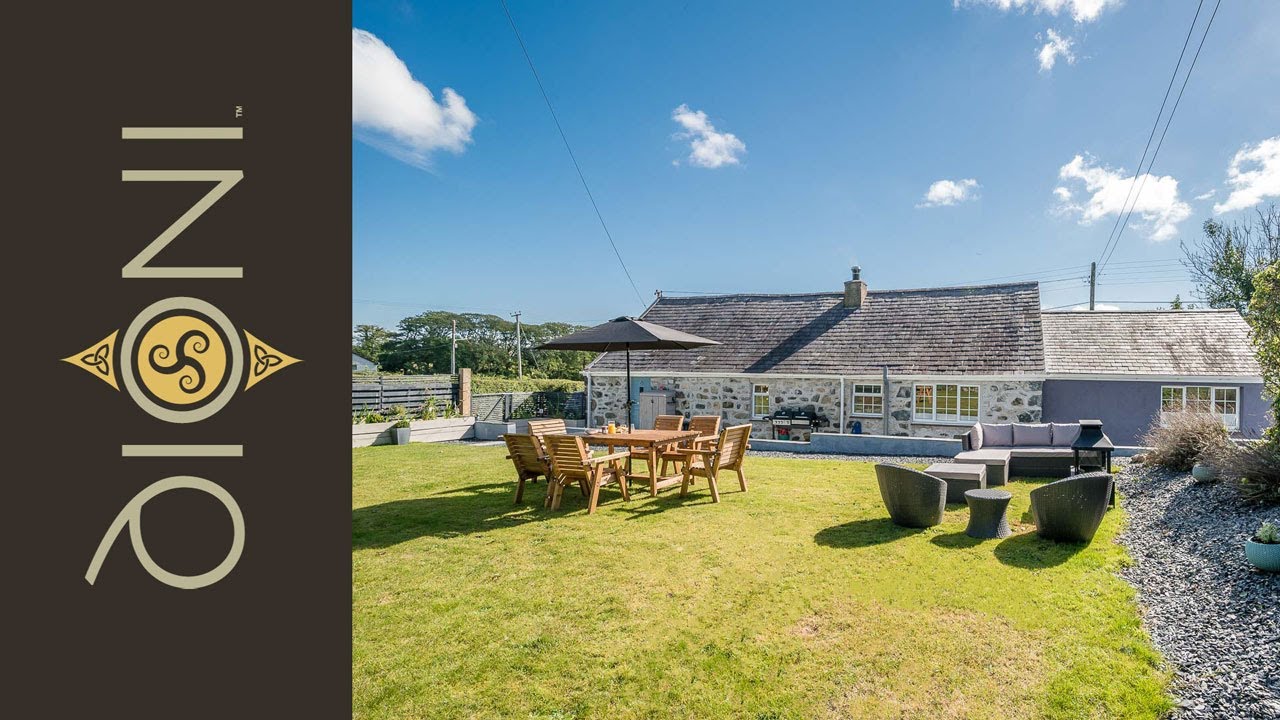 Beautiful Barn Conversion with Fantastic Outdoor Space | Beudy-Efailnewydd