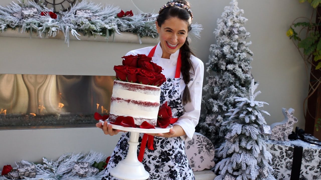 How to Decorate a Holiday Cake with Chef Chloe Coscarelli | Victoria’s Secret
