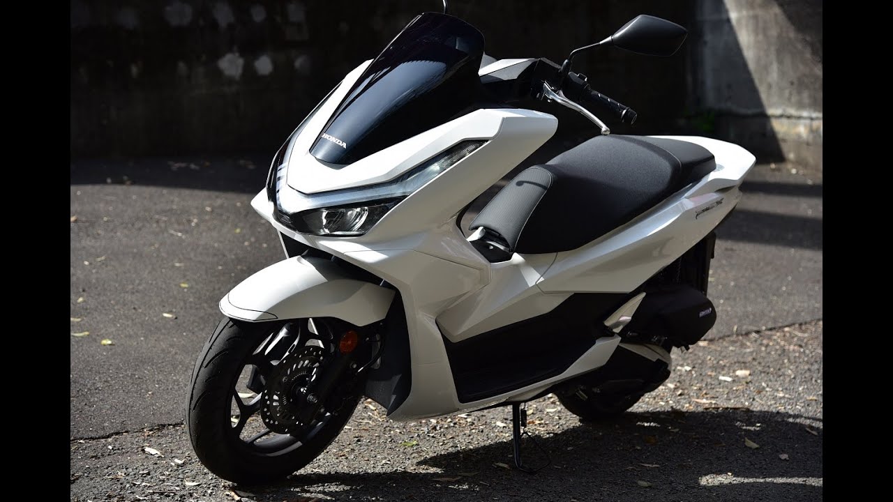 ホンダPCX125 2025年新車 7時間試乗インプレッション【解説編】旧2024年式PCXや、NMAX125に比べてどう？