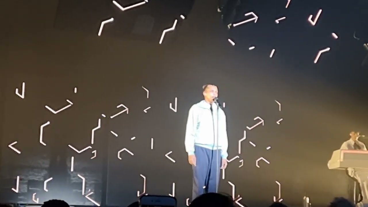 Stromae papaoutai Afas live 2022