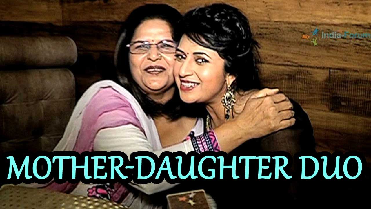 Divyanka & her mom in a candid chat with India-Forums
