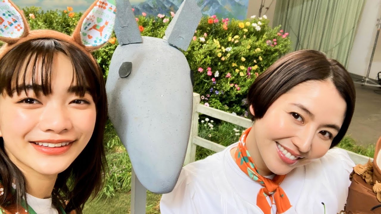 長澤まさみ&見上愛、あざと可愛いUMAJO(ウマジョ)になって競馬を満喫／JRA CM＋メイキング＋インタビュー