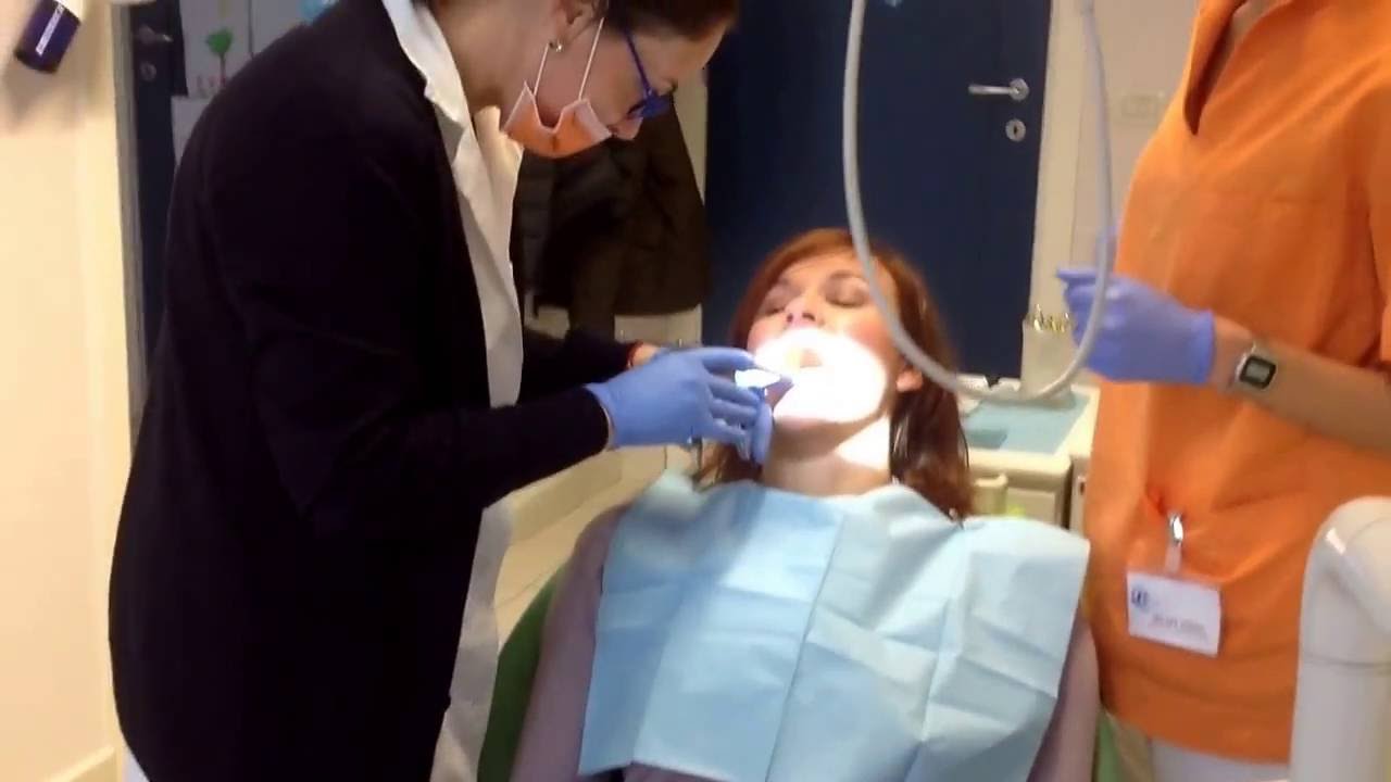 Dal dentista - Il Ponte coop sociale