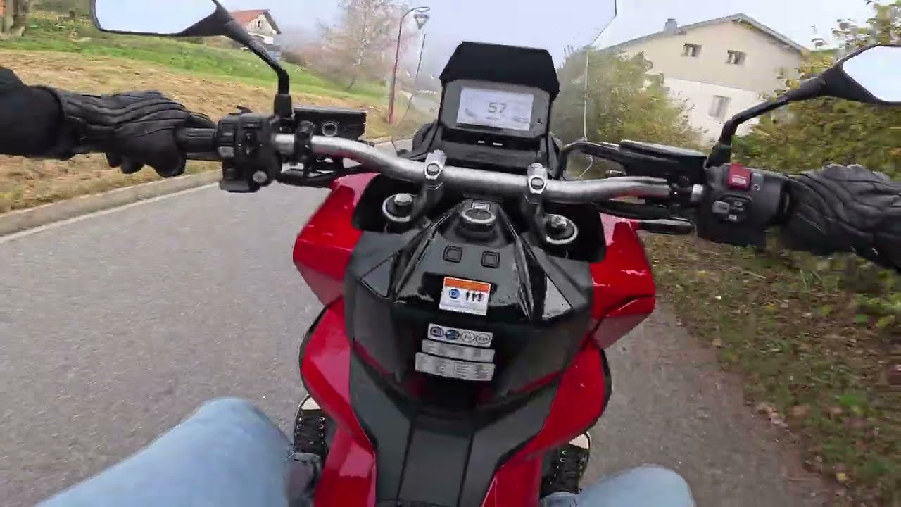 HONDA XADV 750 - A prendre au sérieux ? L'ESSAI COMPLET