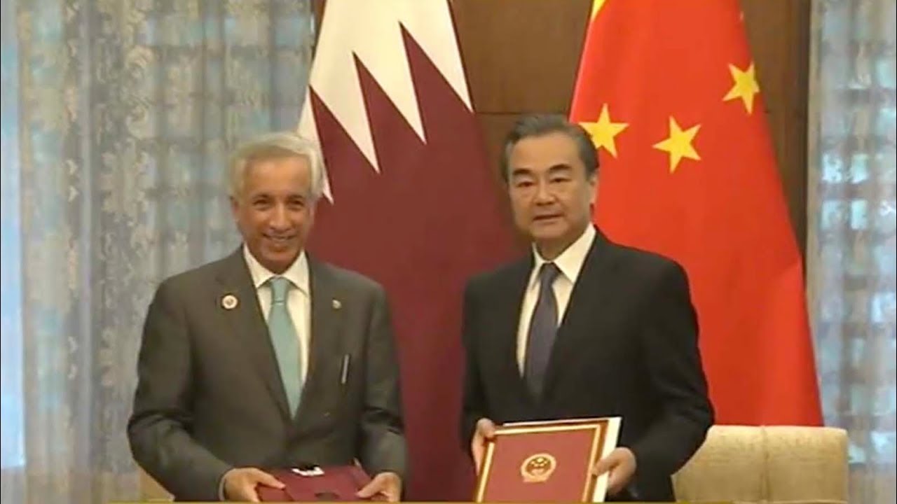 China and Qatar sign mutual visa exemption agreement