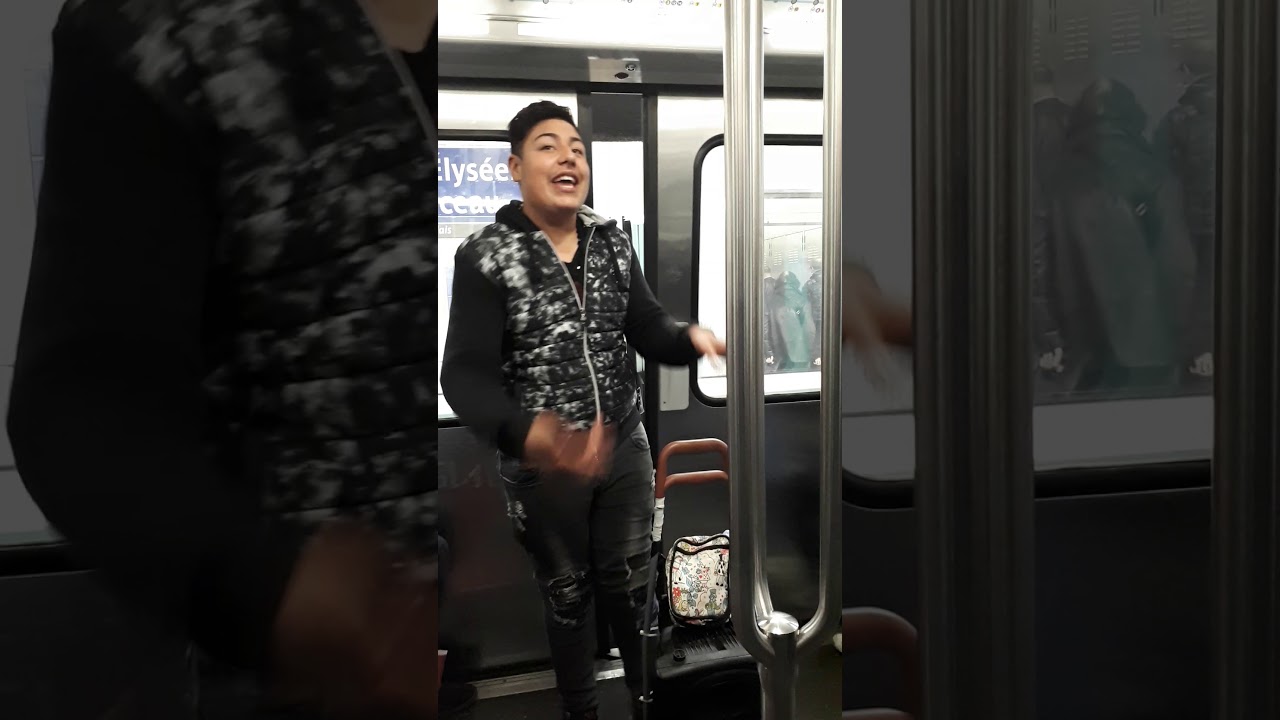 Rap pe metrou in paris #Respect