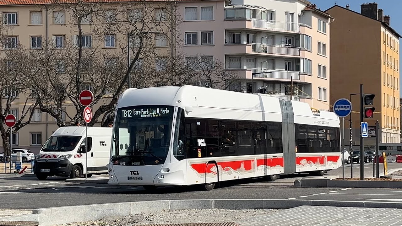 Partie 2 sur la ligne TB12 du réseau TCL