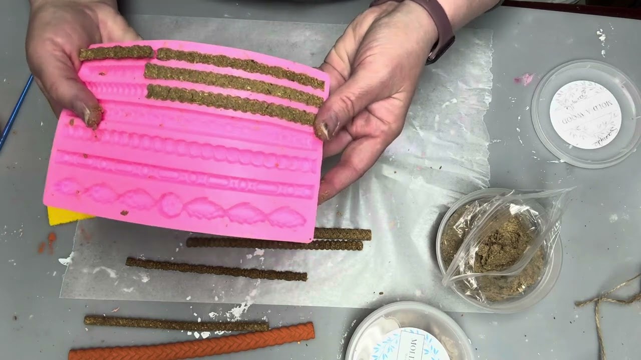 How to use Mold A Wood