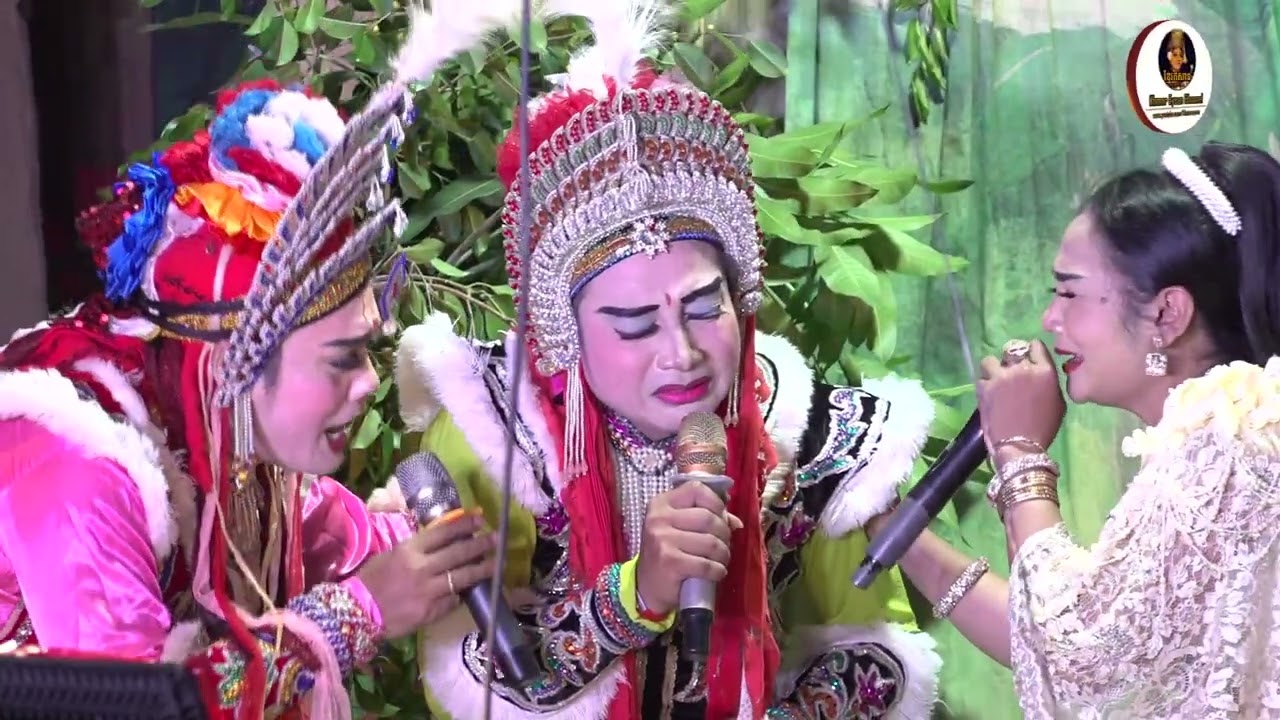 ល្ខោនបាសាក់ រឿងទេពធីតាផ្កា៧ពណ៍ ១០-Lakhon basak Prence 7Colors Part10
