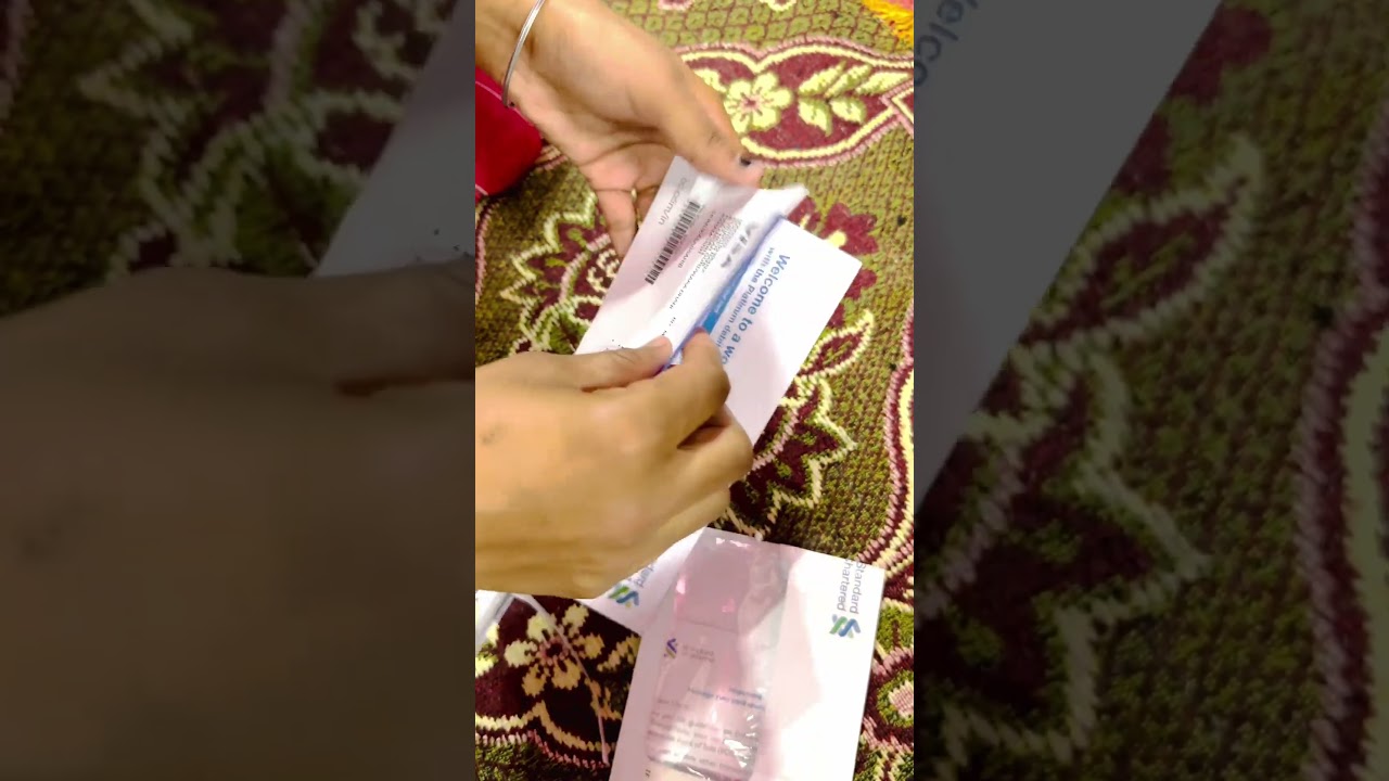Standard Chartered Platinum Visa Debit Card Unboxing.  #banking #standardchartered #debitcard