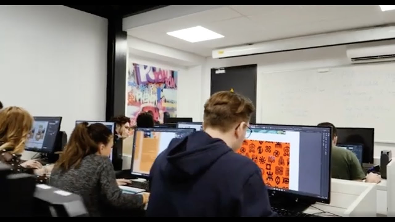 Visite de MJM Toulouse avec les étudiants en Montage Vidéo