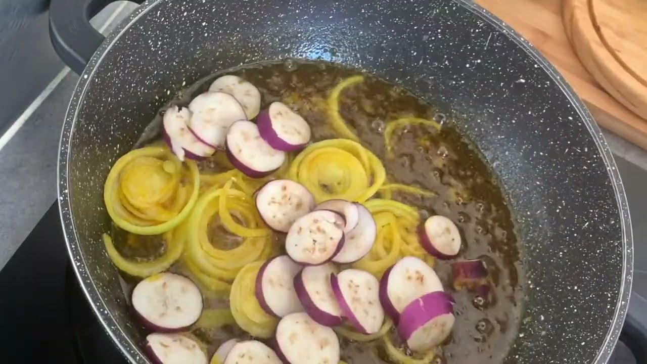 une journée avec moi,une recette de sauce gombo aux fruits de mer,cuisine facile et rapide