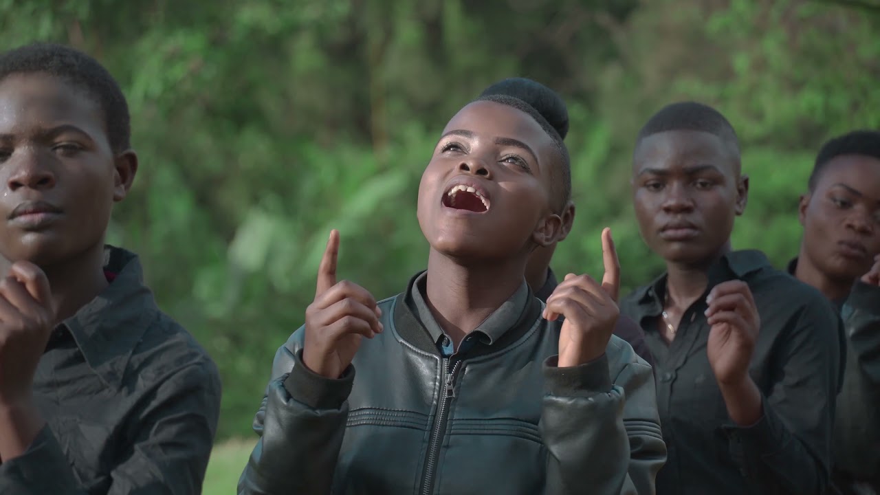 Nani alie kama wewe Chorale La Source 40e CECA KAKONO (Vidéo officielle)