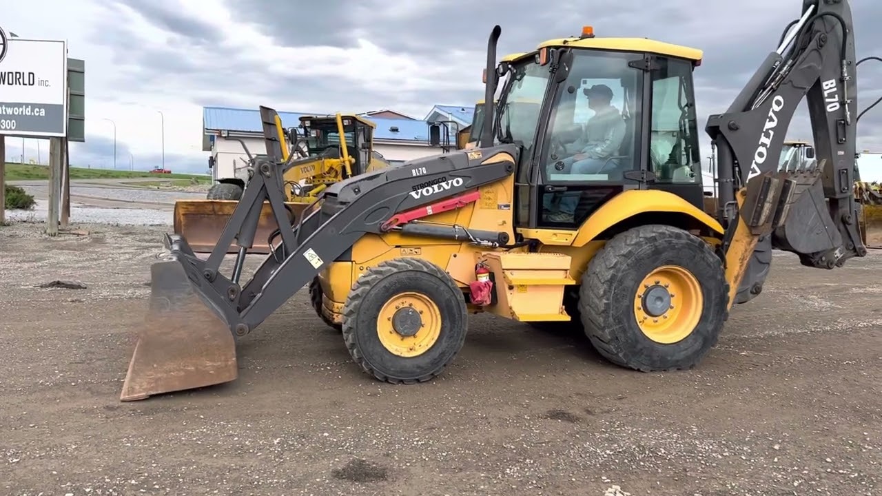 2012 Volvo BL70 backhoe