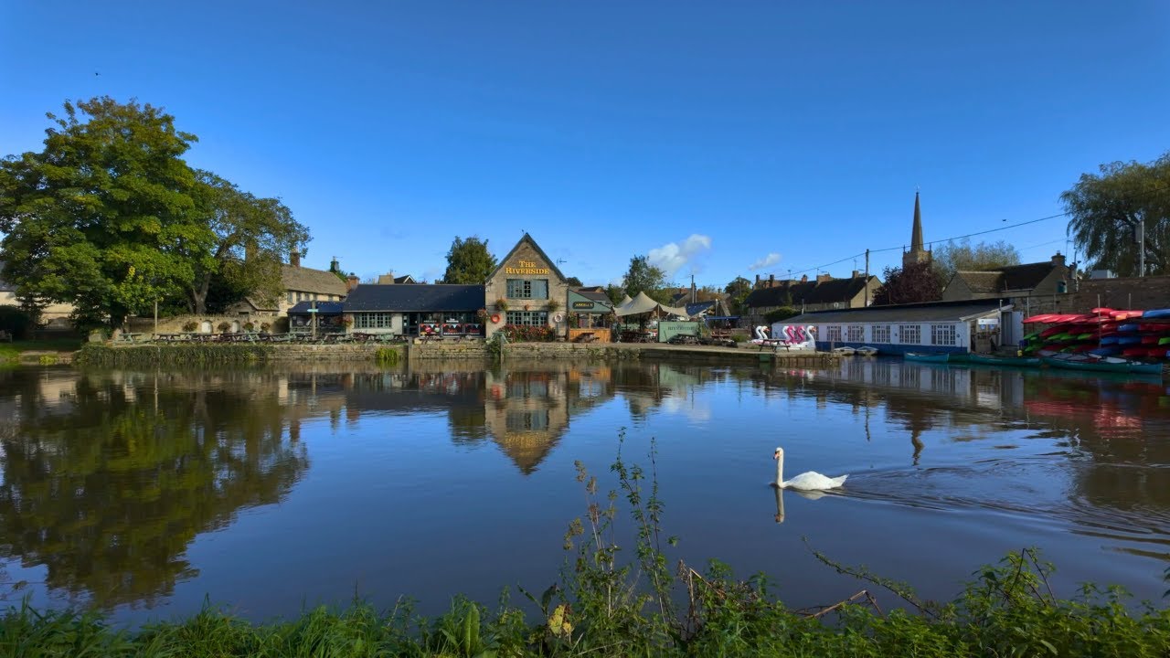 English Autumn Walk along the RIVER THAMES: LECHLADE, Cotswolds | Luxury Travel Destination
